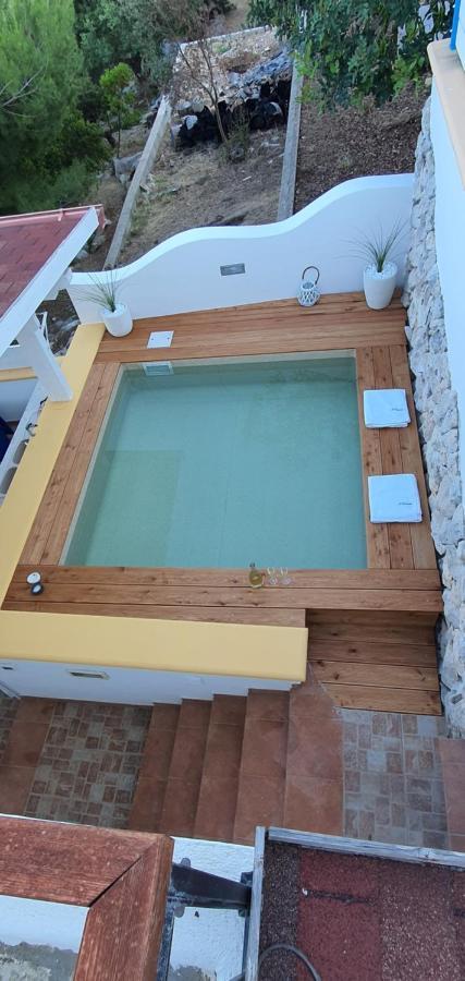 Casa Vacanze "Il Carrubo" Gagliano del Capo Exterior photo
