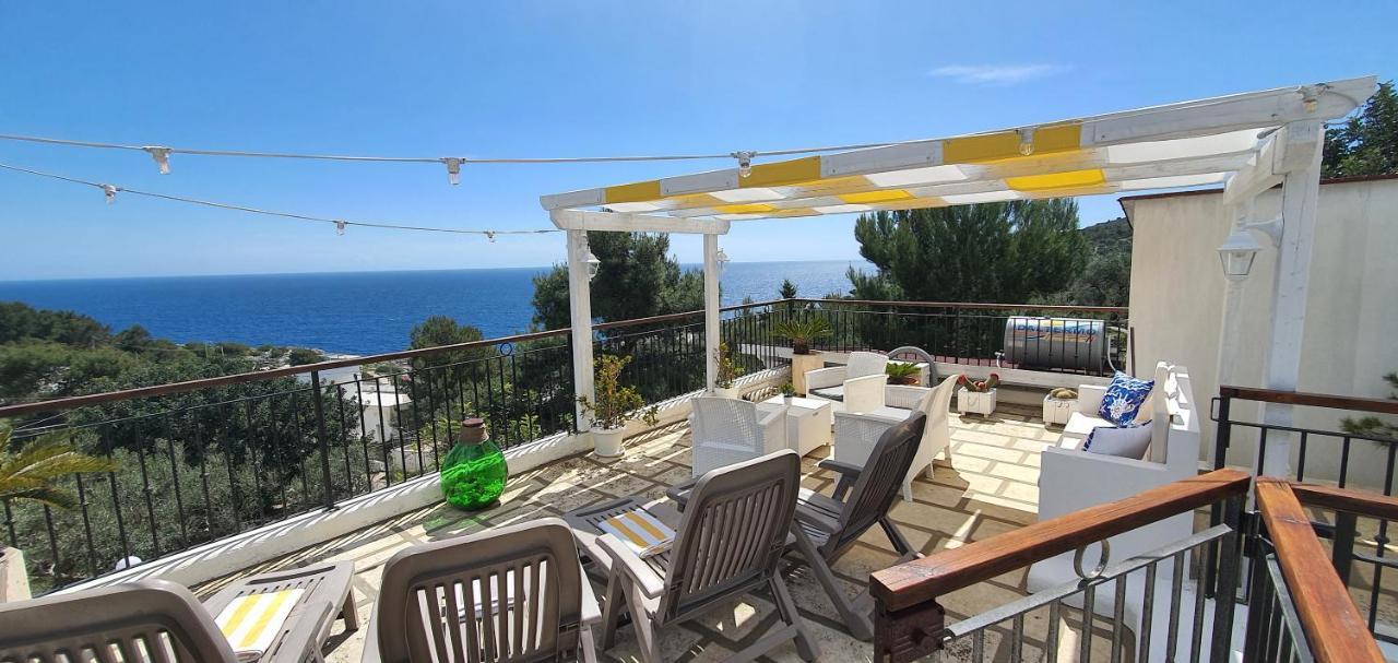 Casa Vacanze "Il Carrubo" Gagliano del Capo Exterior photo